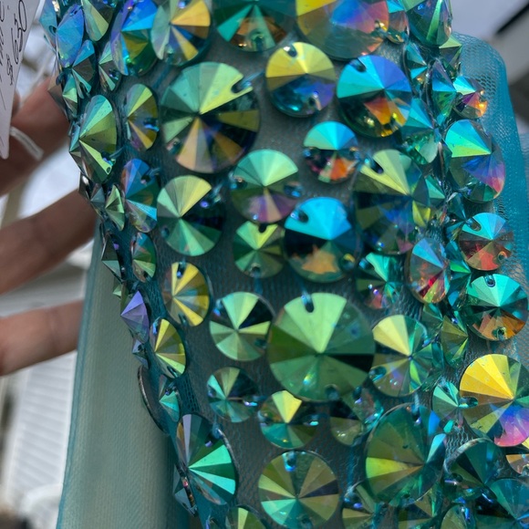 Special occasion dress 💁‍♀️🥂 - Picture 9 of 10